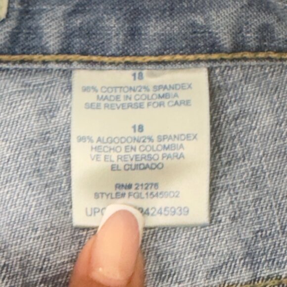 Faded Glory Womens Classic Utility Denim Shorts Size 18 Light Blue 6.5 Inseam - Picture 4 of 11